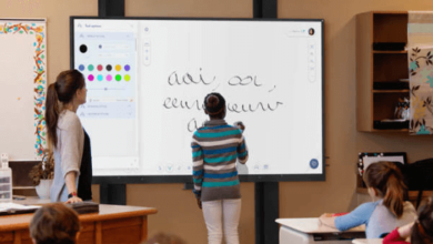 How Digital Boards Help Teachers Manage Time and Curriculum Efficiently