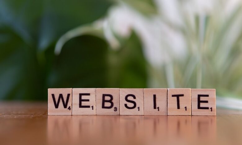confusing online usernames and topics